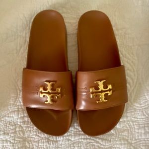 Tory Burch Everly Anatomic Clouds - Size 8